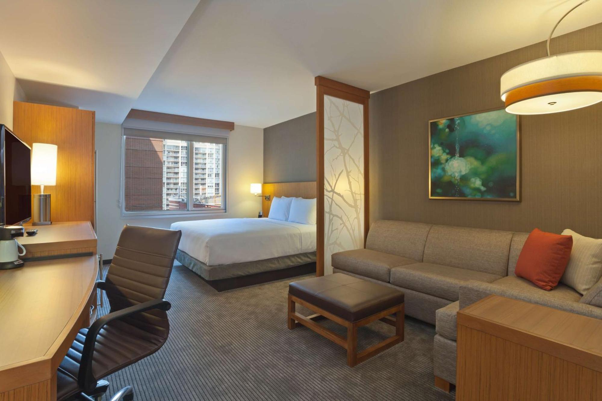 Hyatt Place Chicago River North Exterior photo